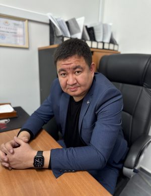 Утарбаев Серик Сапарбаевич